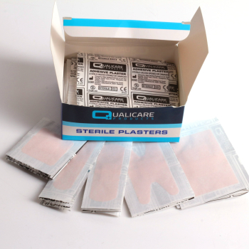 Waterproof Plasters Box of 100 Waterproof Plasters Box of 100